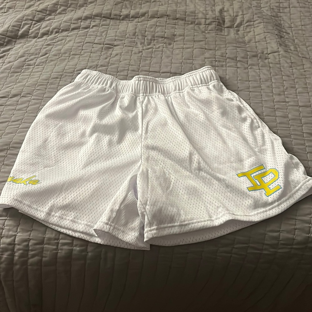 Inaka power shorts size medium